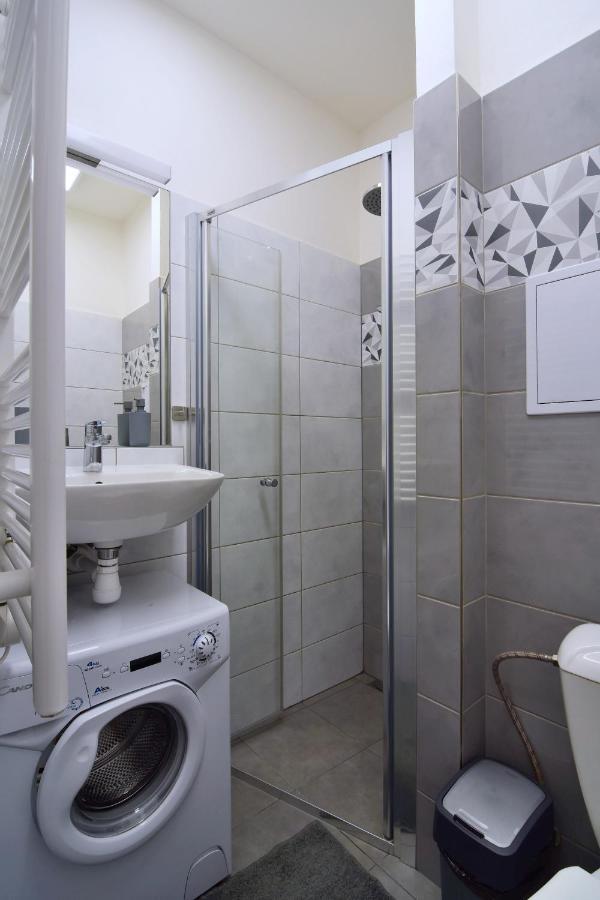 Veronika Apartment